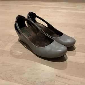 Luca Stefani Grey Leather Wedge